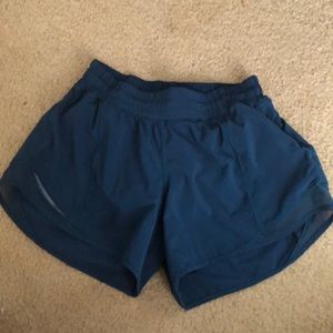 Lululemon shorty shorts